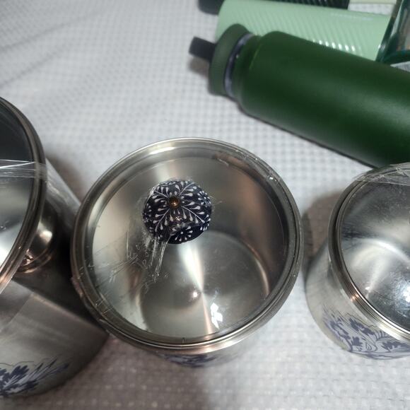 TRAMONTINA EUC STAINLESS 18/10 3 PIECE LEAF CANISTER SET WITH MATCHING KNOB LIDS - Picture 6 of 12